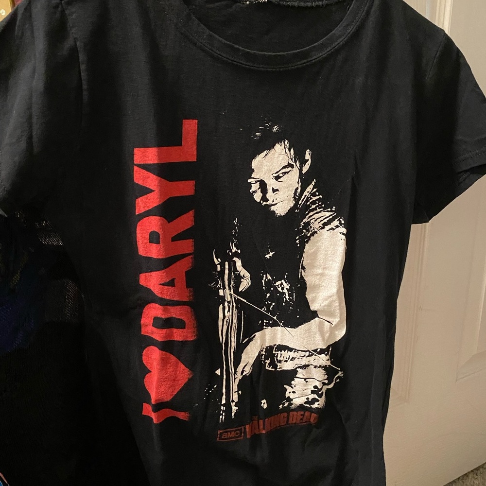 The Walking Dead I love Daryl shirt